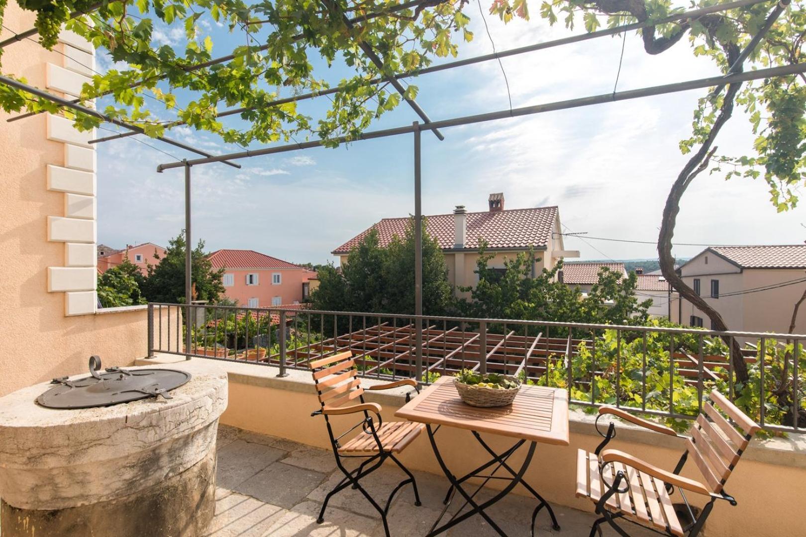 Apartments Gabi Punat Buitenkant foto